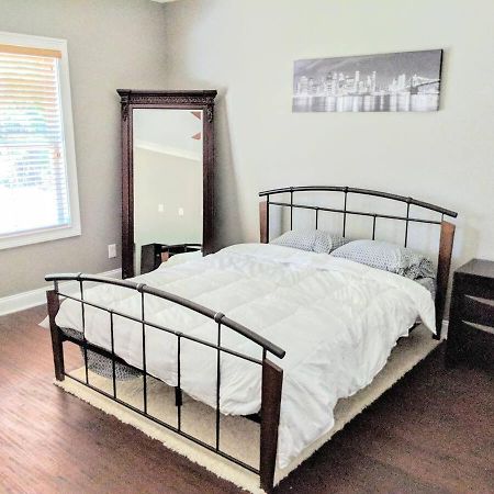 Spacious Deluxe House For You, Your Family And Friends Charlotte Exterior photo